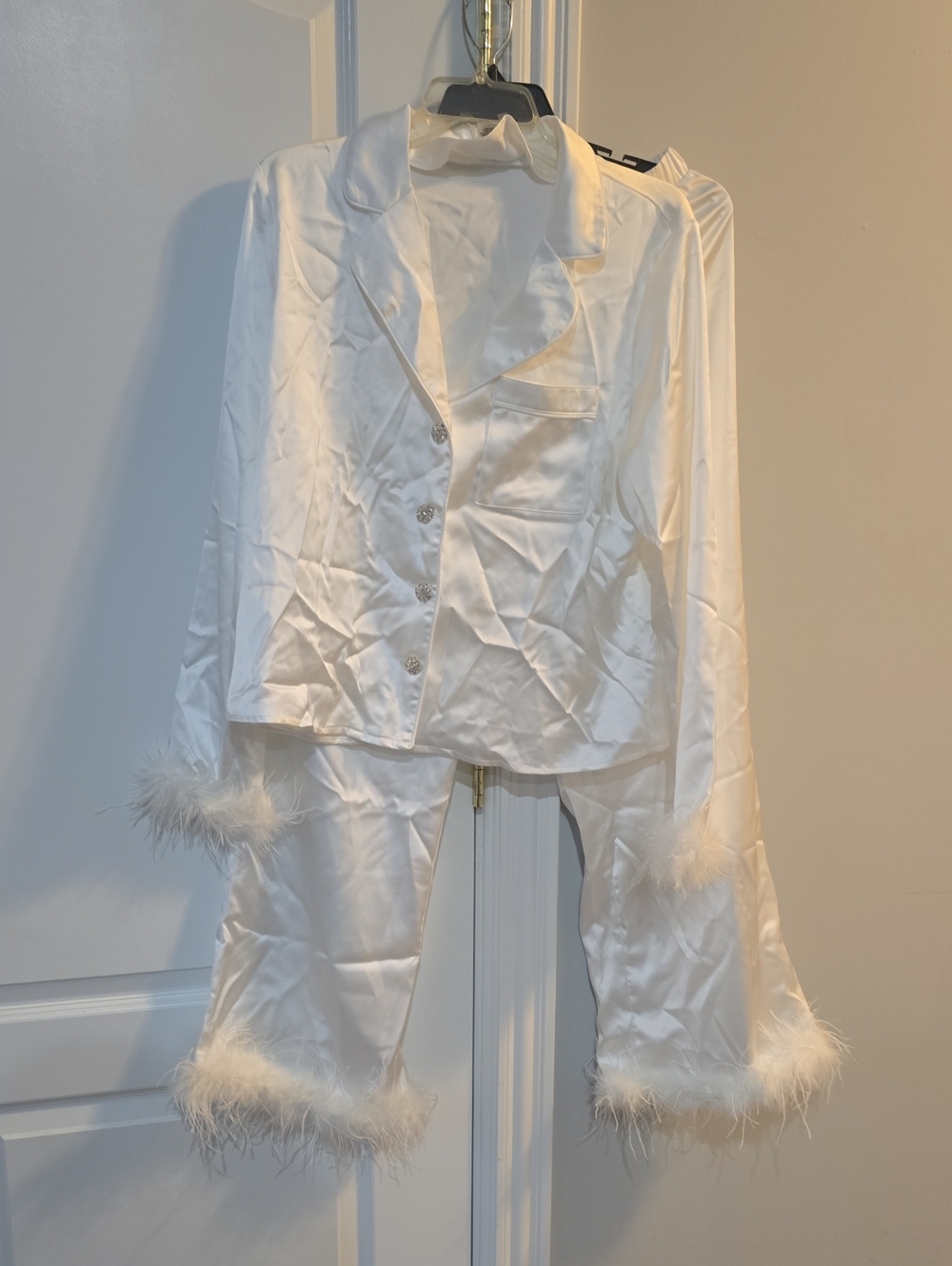 Lulus faux fur trim pj set sz large